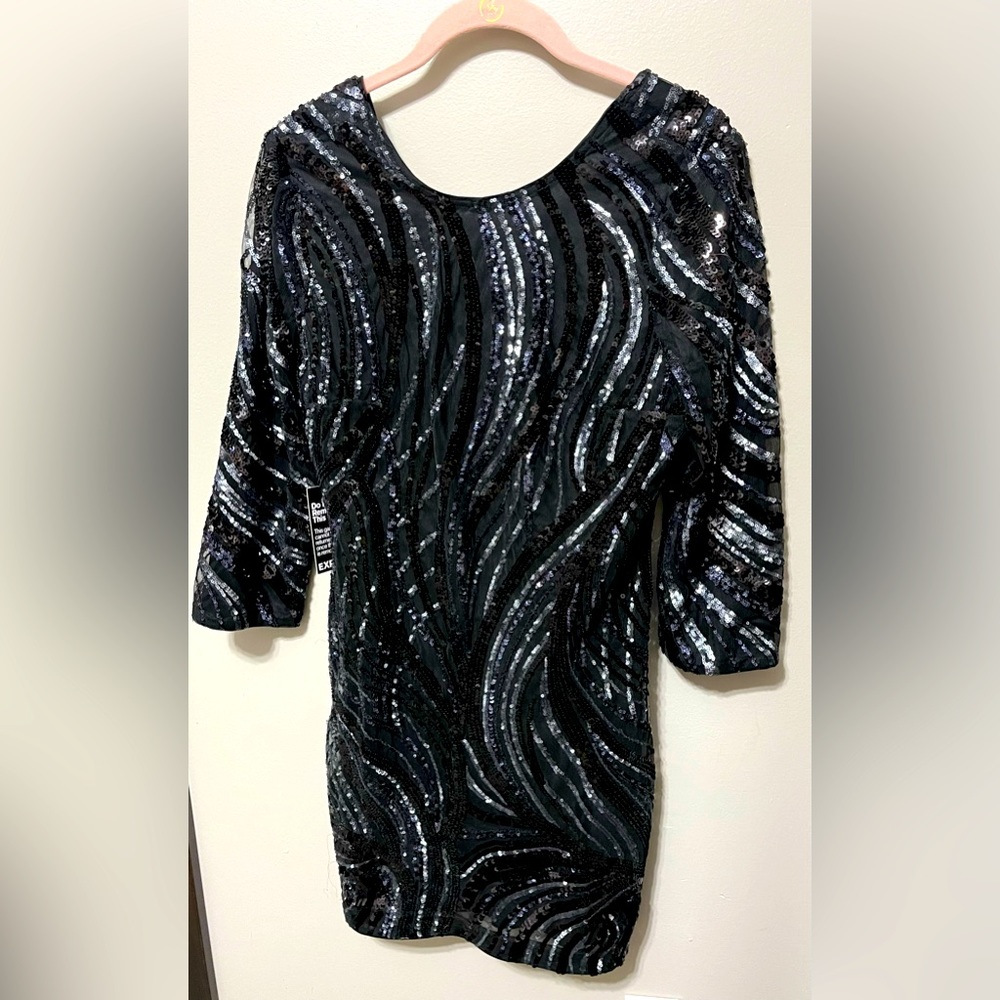 Express Black Sequin Cocktail Dress. Size 6 NWT. Stunning with ornate design